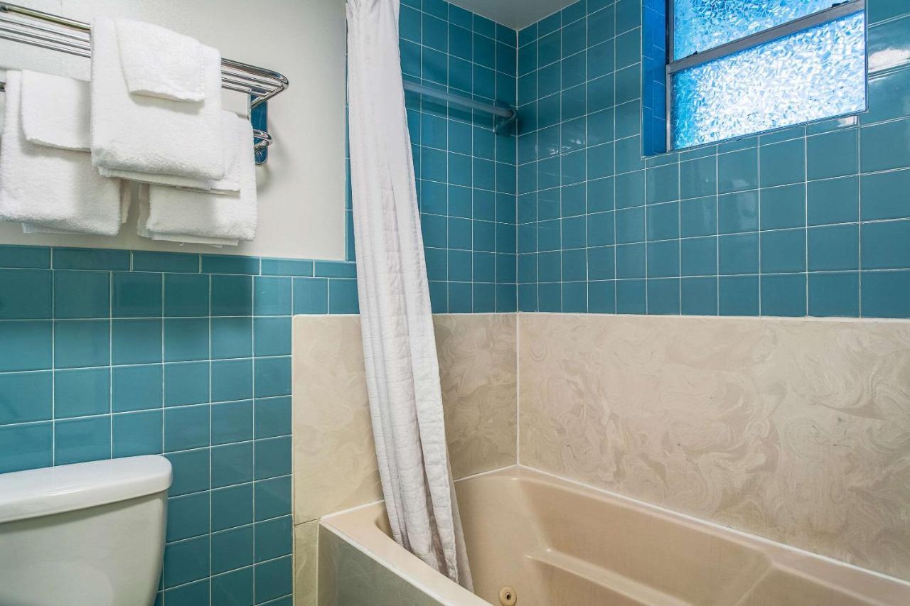 Eureka Springs Heritage Motel Экстерьер фото